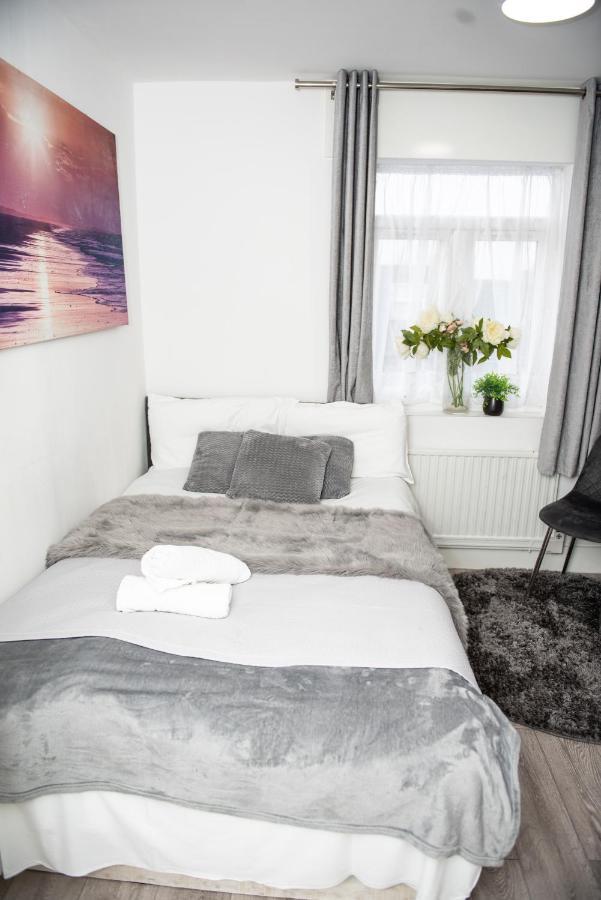Small But Cozy Studio, Great Tube Connection Λονδίνο Εξωτερικό φωτογραφία